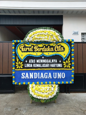 Papan Bunga Duka di Mlarak